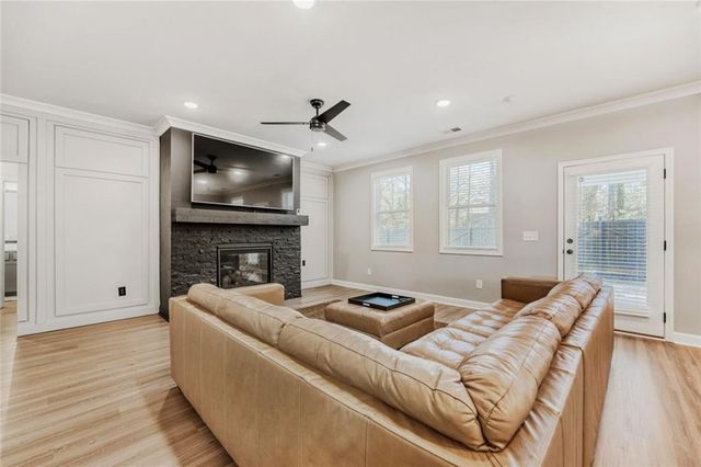 3672 Silvery Way, Powder Springs, GA 30127