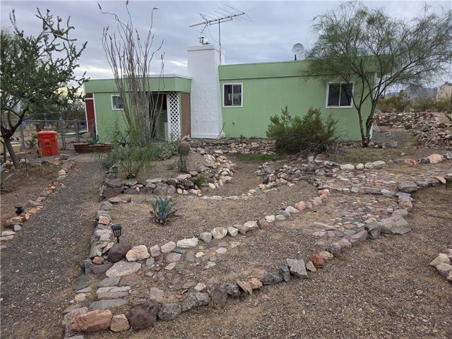 1460 S Egar, Golden Valley, AZ 86413