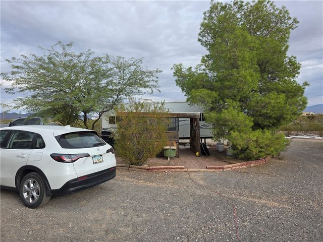 1460 S Egar, Golden Valley, AZ 86413