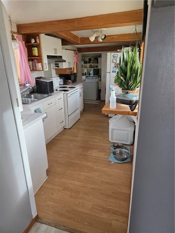 1460 S Egar, Golden Valley, AZ 86413