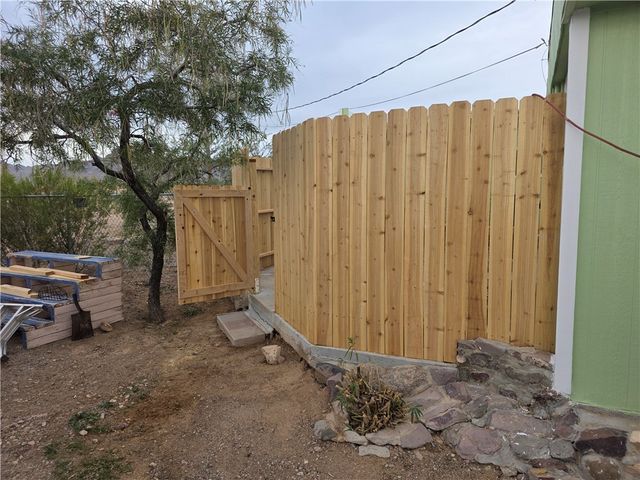 1460 S Egar, Golden Valley, AZ 86413