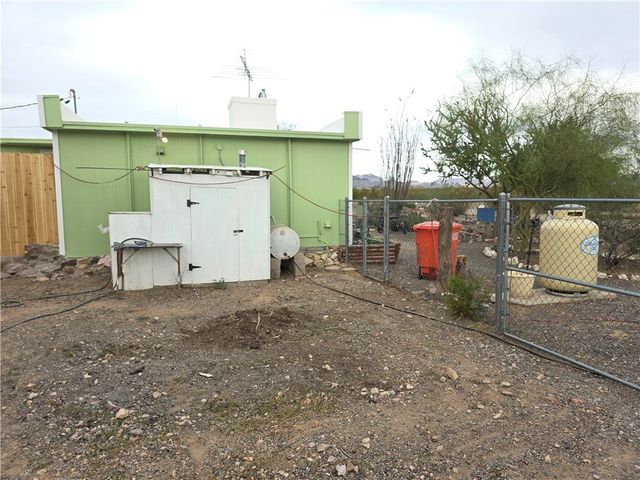 1460 S Egar, Golden Valley, AZ 86413