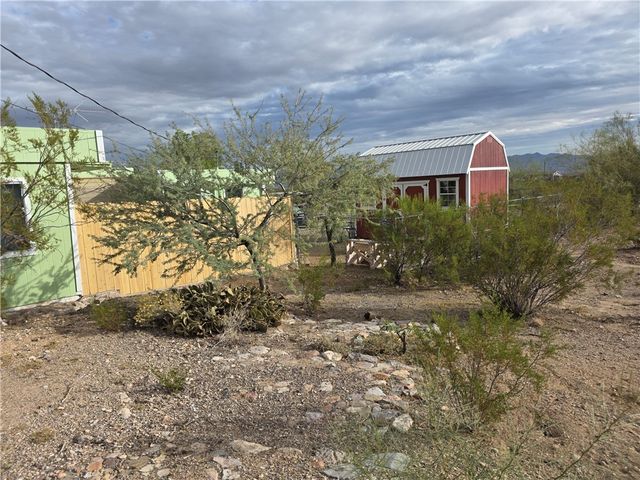 1460 S Egar, Golden Valley, AZ 86413