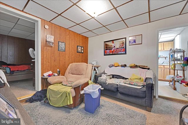 237-241 S CHESTNUT ST, Shenandoah, PA 17976