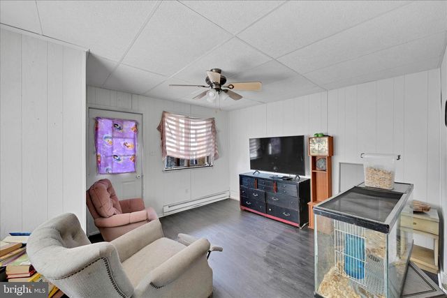 237-241 S CHESTNUT ST, Shenandoah, PA 17976