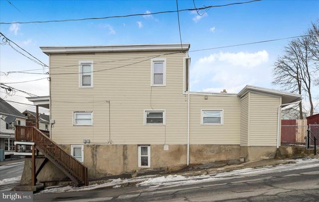 237-241 S CHESTNUT ST, Shenandoah, PA 17976