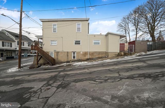 237-241 S CHESTNUT ST, Shenandoah, PA 17976