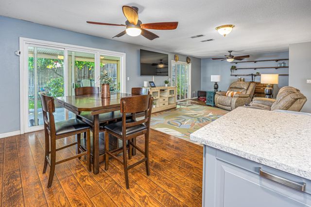 7220 Windjammer Way, Citrus Heights, CA 95621