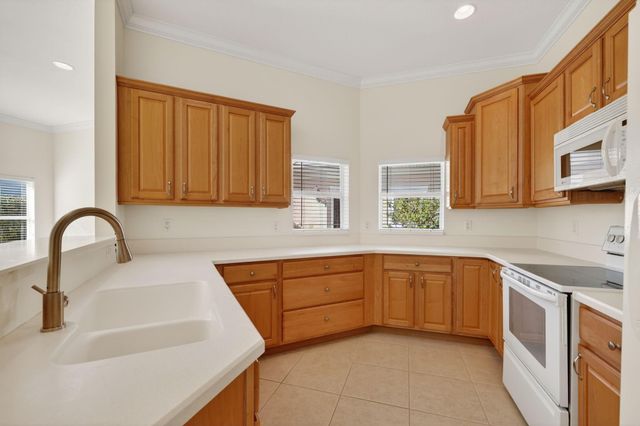 2164 NW Tilia Trl, Stuart, FL 34994