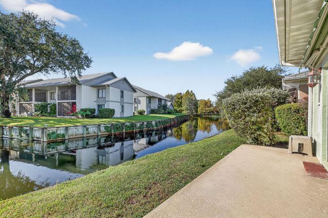 2164 NW Tilia Trl, Stuart, FL 34994