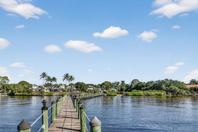 2164 NW Tilia Trl, Stuart, FL 34994