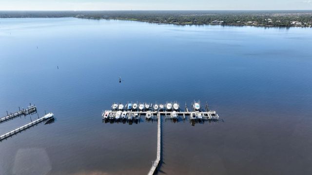 2164 NW Tilia Trl, Stuart, FL 34994