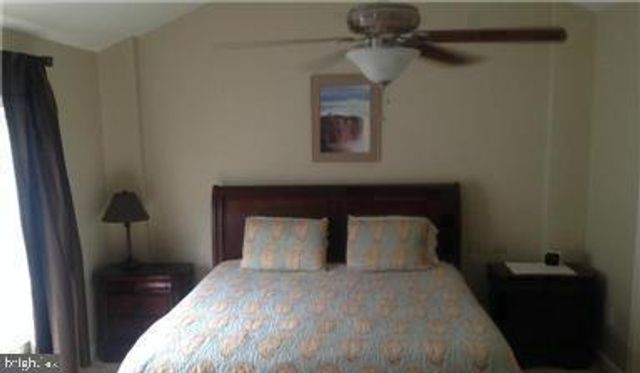 8213 GLADE BANK DR, Manassas, VA 20111