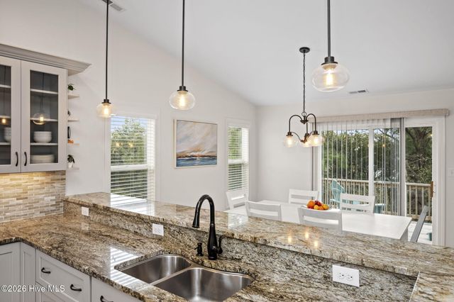 106 Wyndward Court, Emerald Isle, NC 28594