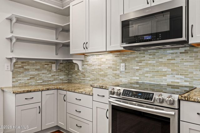 106 Wyndward Court, Emerald Isle, NC 28594