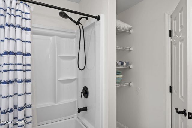 106 Wyndward Court, Emerald Isle, NC 28594