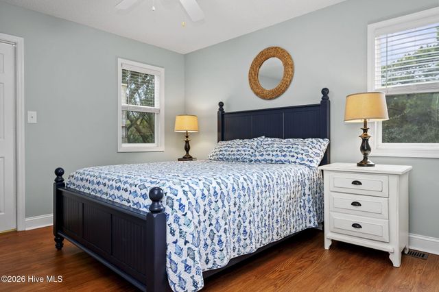 106 Wyndward Court, Emerald Isle, NC 28594