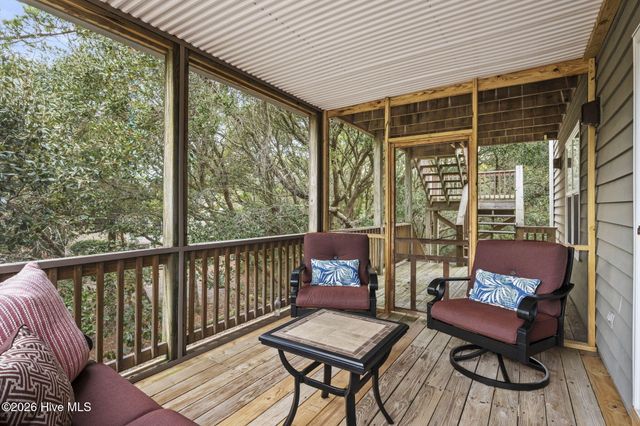 106 Wyndward Court, Emerald Isle, NC 28594