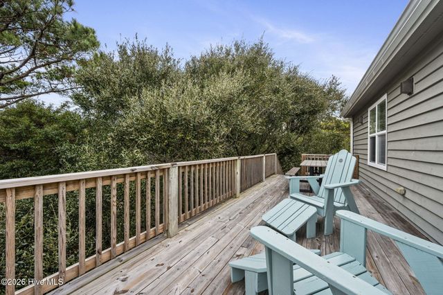 106 Wyndward Court, Emerald Isle, NC 28594