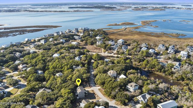 106 Wyndward Court, Emerald Isle, NC 28594