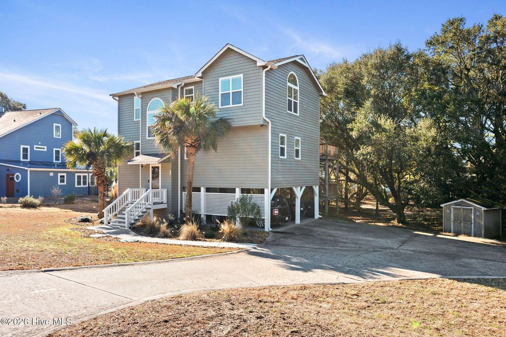 106 Wyndward Court, Emerald Isle, NC 28594