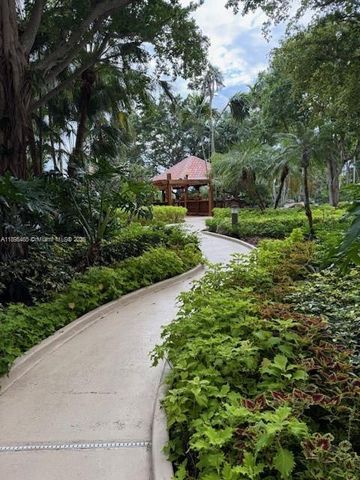 2000 Towerside Ter 1209, Miami, FL 33138