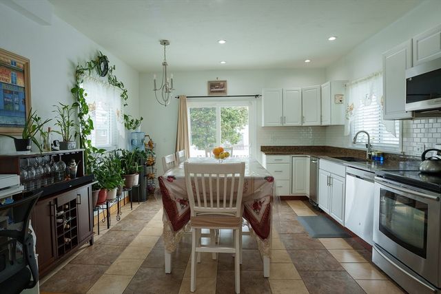 80 Collins St., Lynn, MA 01902