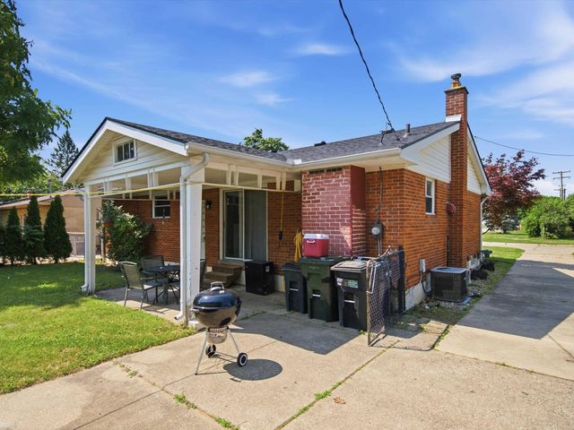 11315 Delvin Drive, Sterling Heights, MI 48314