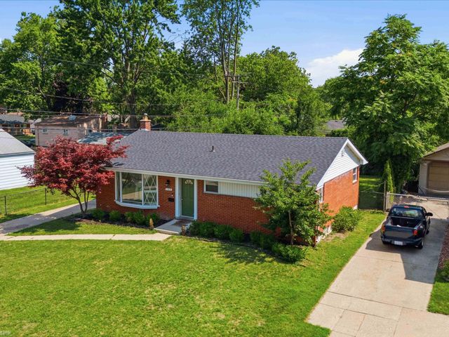 11315 Delvin Drive, Sterling Heights, MI 48314
