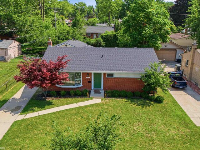 11315 Delvin Drive, Sterling Heights, MI 48314