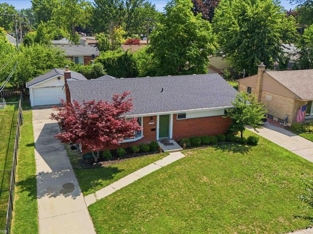 11315 Delvin Drive, Sterling Heights, MI 48314