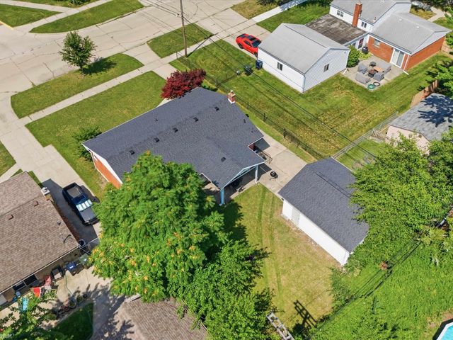 11315 Delvin Drive, Sterling Heights, MI 48314