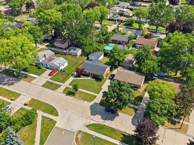 11315 Delvin Drive, Sterling Heights, MI 48314