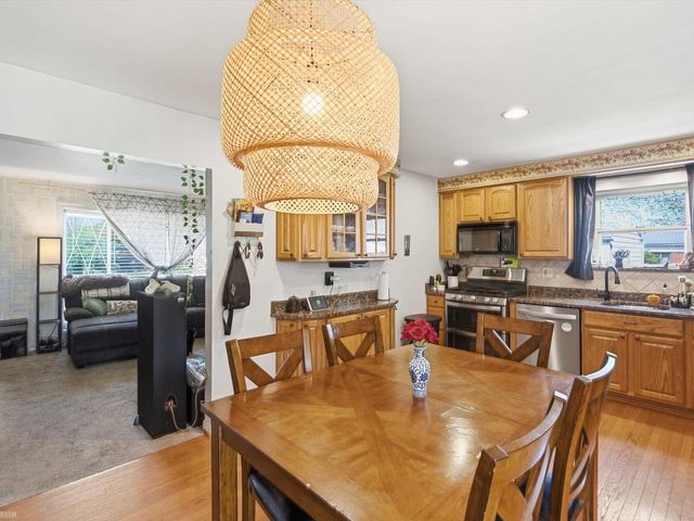 11315 Delvin Drive, Sterling Heights, MI 48314