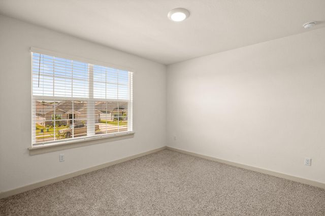 227 Lavaca River LN, Hutto, TX 78634