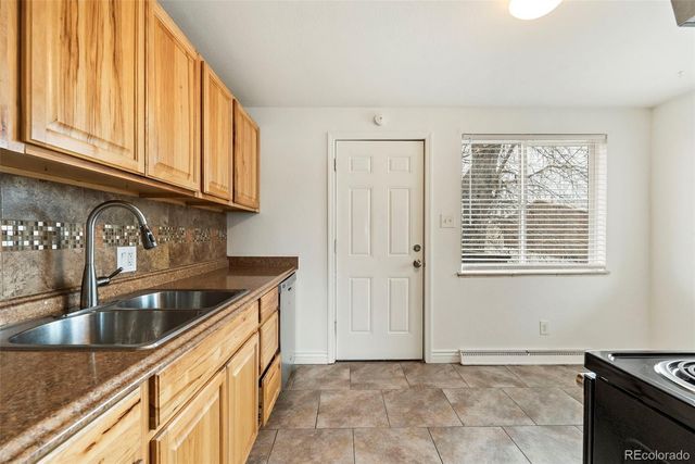 7120 W 16th Place, Lakewood, CO 80214