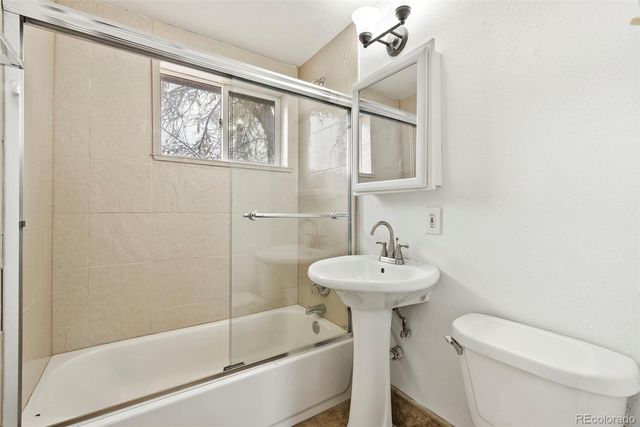 7120 W 16th Place, Lakewood, CO 80214