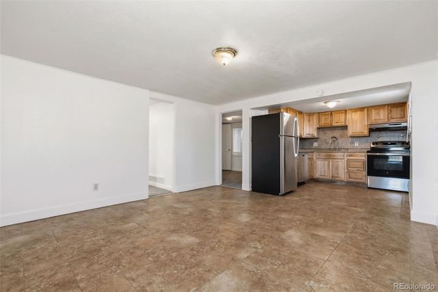 7120 W 16th Place, Lakewood, CO 80214