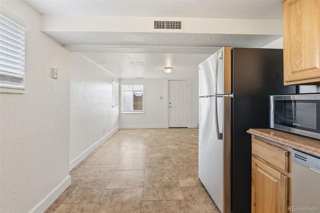 7120 W 16th Place, Lakewood, CO 80214