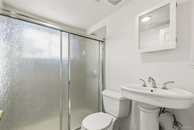 7120 W 16th Place, Lakewood, CO 80214