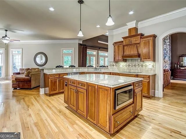 4740 Highland Point Drive, Auburn, GA 30011