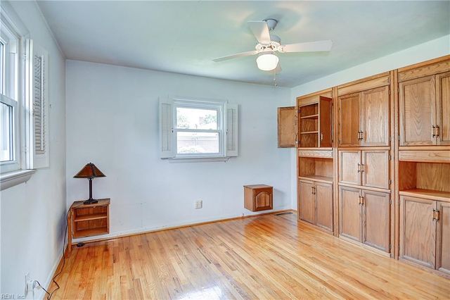 2305 Inlynnview RD, Virginia Beach, VA 23454