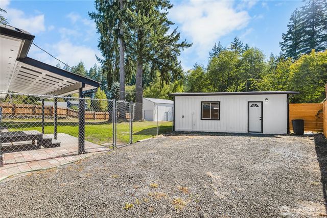 6150 SW Rhododendron Drive, Port Orchard, WA 98367
