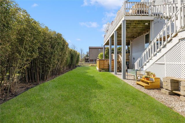84 Dundas Avenue, Warwick, RI 02888