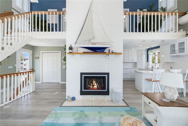 84 Dundas Avenue, Warwick, RI 02888