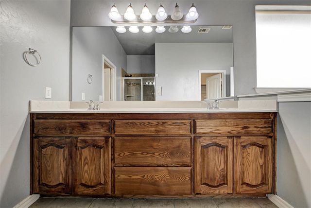 20500 Antler Farms Drive, Edmond, OK 73012