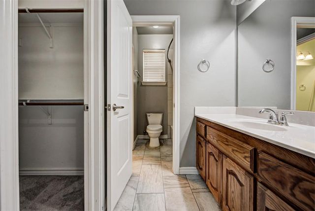 20500 Antler Farms Drive, Edmond, OK 73012