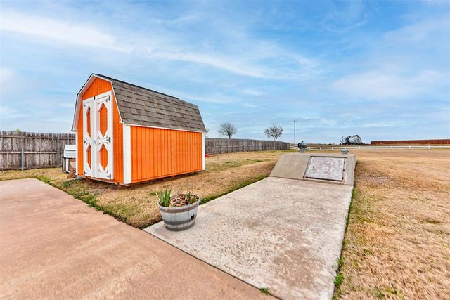 20500 Antler Farms Drive, Edmond, OK 73012