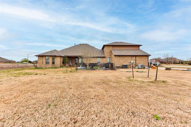 20500 Antler Farms Drive, Edmond, OK 73012