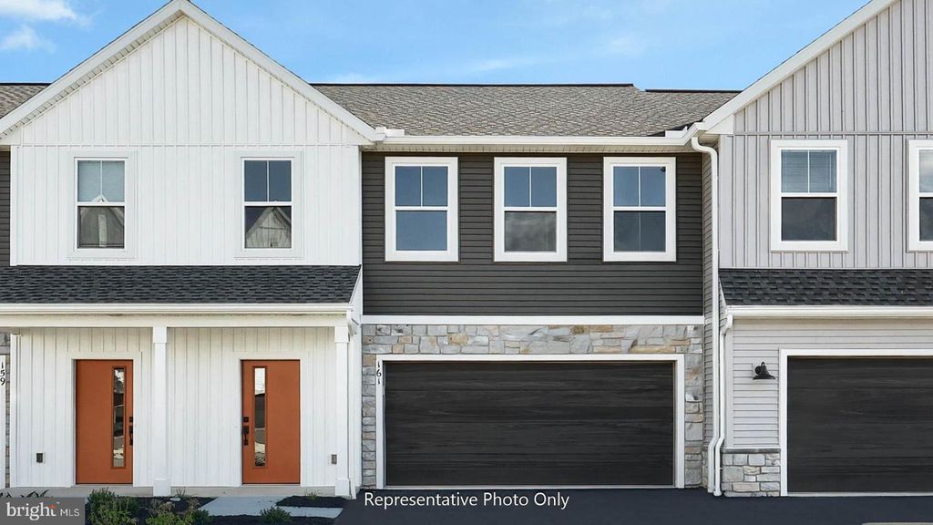 134 MARISSA CT, Newmanstown, PA 17073